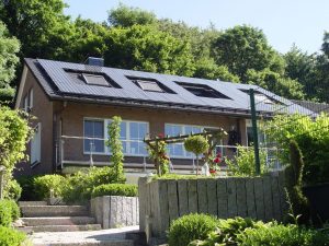 Henke - Photovoltaik * Solarstrom * Solarwärme * Solarthermie * Solarstromspeicher * Solarstrom-Anlage und Photovoltaik-Anlage