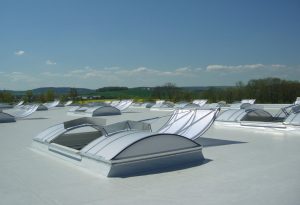 Henke Dachdecker für Bückeburg - Rauch- und Wärmeabzug bei Flachdächern